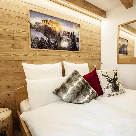 Tobia * 卡纳泽伊